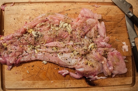 Как замариновать мясо кролика?