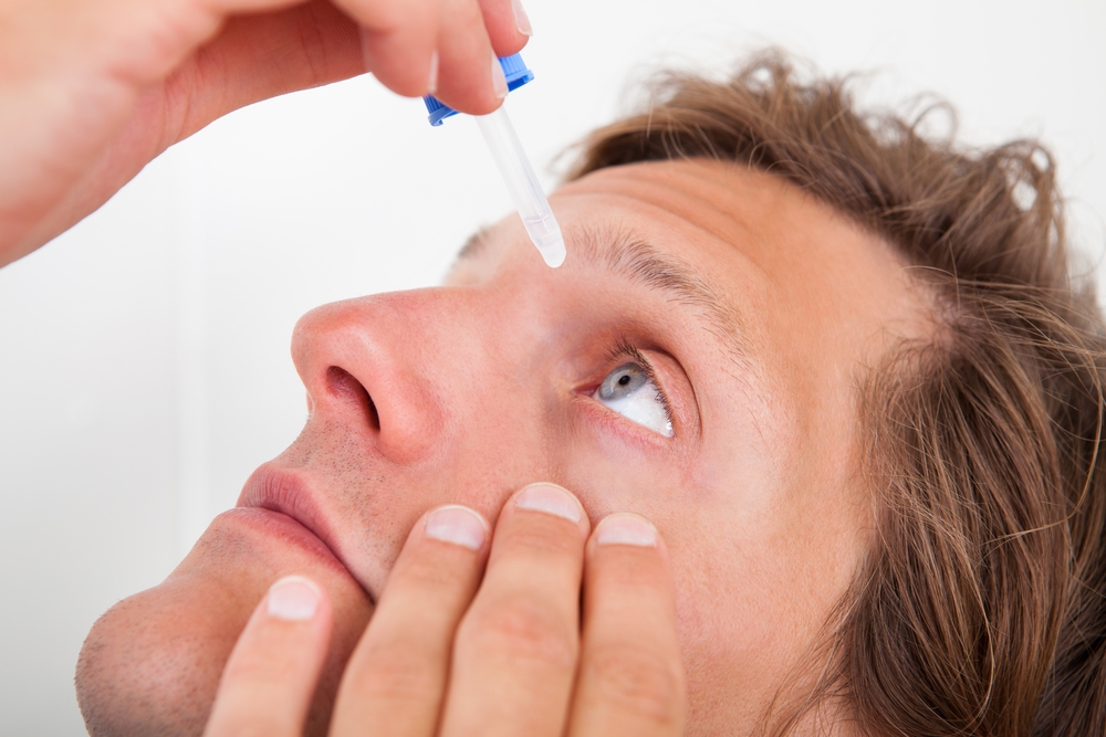 Чем и как правильно лечить воспаление глаз
