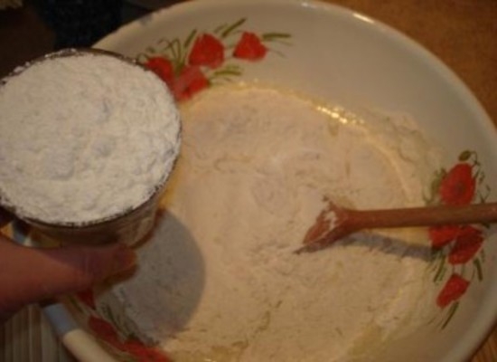Пирожки с капустой в духовке: приготовление теста