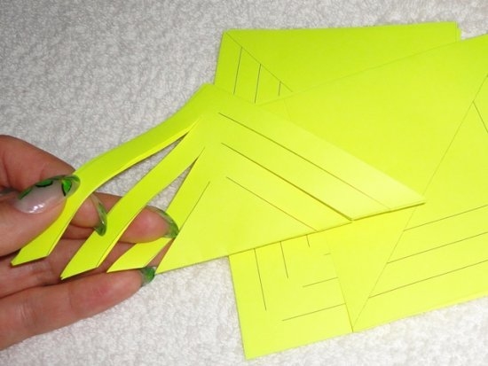 Как сделать снежинку из бумаги объемную: схема