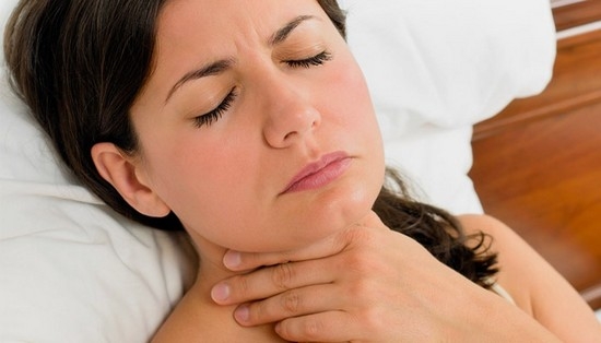 Мокрота и слизь – вот причины неприятных ощущений в горле