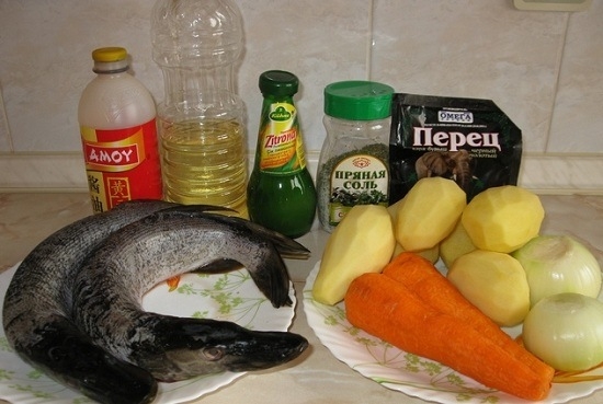 Готовим картофель,морковь и рыбу