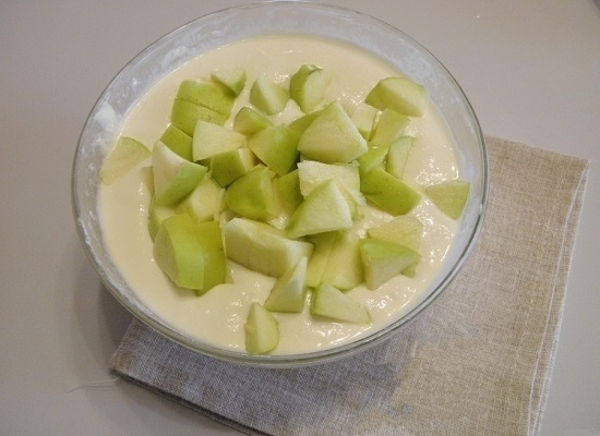 Рецепт диетической творожной запеканки с яблоками: шаг 10