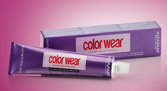 Color Wear – тонирующая итальянская краска без аммиака, не изменит оттенок более чем на тон