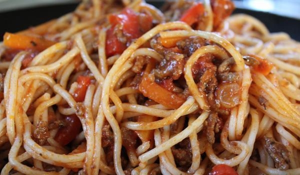Как готовить спагетти с фаршем в мультиварке? 