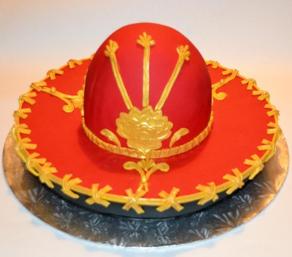 Оформление торта для мужчины: шляпа