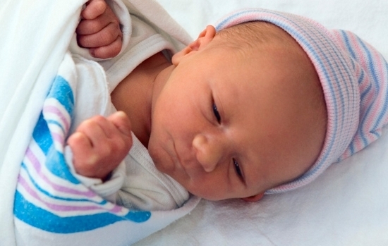Как определить симптомы ДЦП у новорожденных?