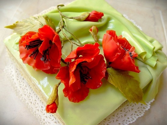 Цветы из мастики своими руками: пошаговый мастер-класс. Розы и лилии из мастики для торта с цветами