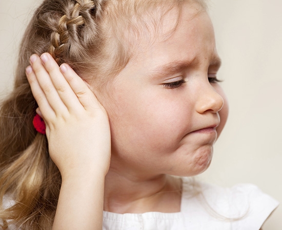 Вопросами заложенности в ушах занимается такой раздел медицины