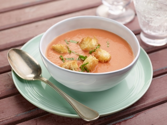 Крем-суп из брокколи с томатом