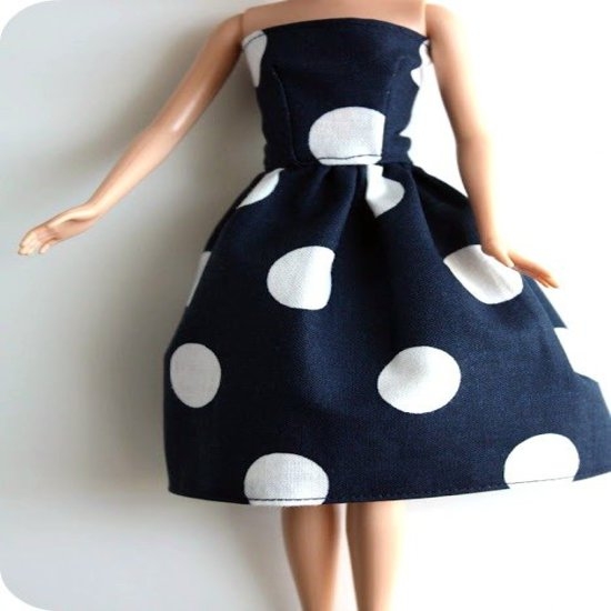 Как сшить платье для куклы Барби