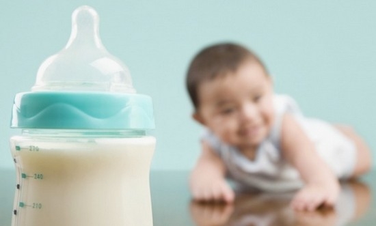 Как определить, что вы правильно сцеживаете молоко руками