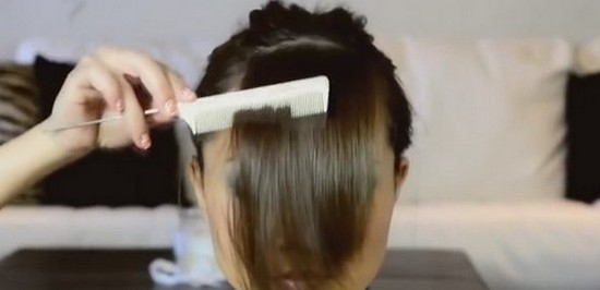 Как правильно подстричь косую челку?
