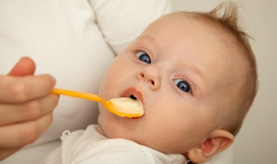 Смешанное вскармливание: как правильно кормить новорожденного