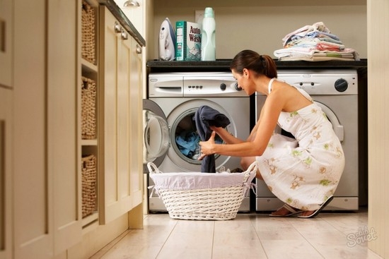 Почему появляется запах в стиральной машине