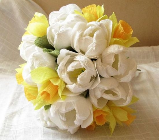 Тюльпаны из гофрированной бумаги