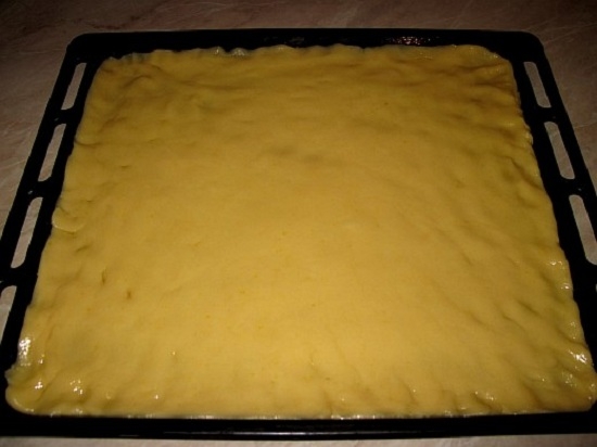 Песочное тесто для пирога с яблоками. Приготовление