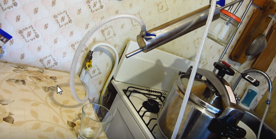 Приготовление самогона из варенья и дрожжей в домашних условиях: шаг 14
