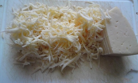 Сыр твердого сорта измельчим