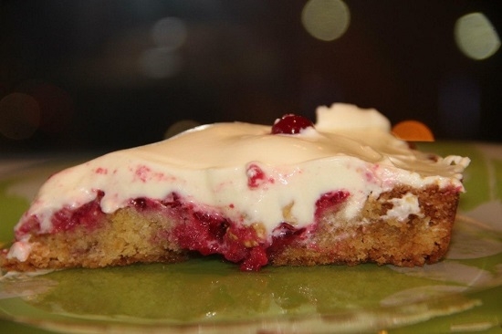 Пирог с замороженными ягодами: рецепты с фото