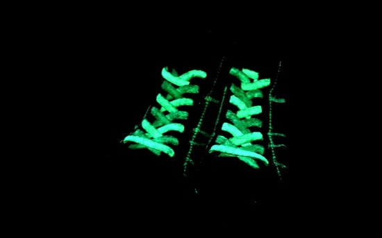 как сделать светящиеся кроссовки в домашних условиях