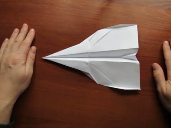 техника конструирования бумажных самолетов