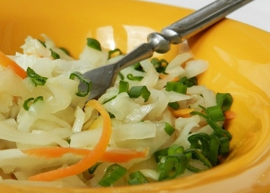 разных ингредиентов добавляют в капусту «Провансаль»