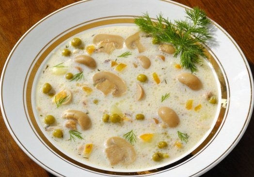 Как приготовить сырный грибной суп с шампиньонами?