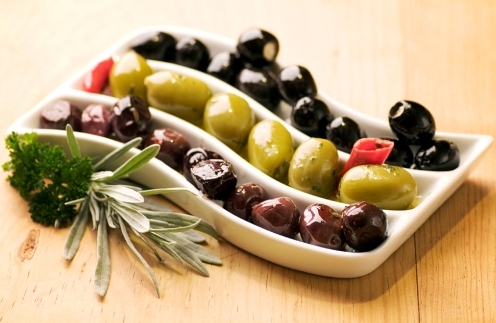 Маслины и оливки: польза