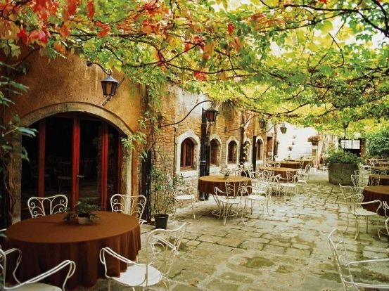 Отдых в Италии: ресторан