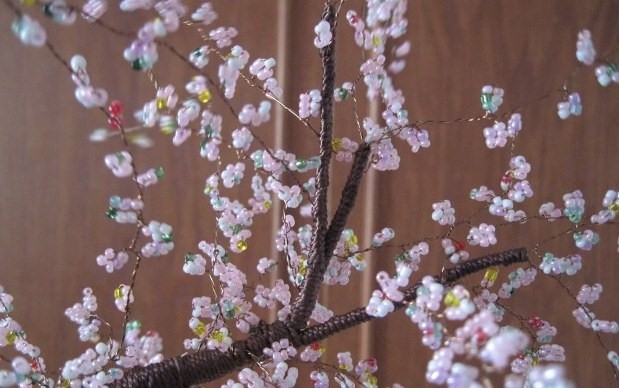 Плетение деревьев из бисера: цветущая яблоня