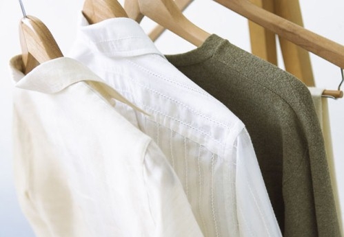 Ручные отпариватели для одежды: что ими можно гладить?