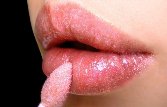 Татуаж губ: последствия косметические