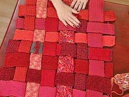 Вязание плетеного коврика крючком