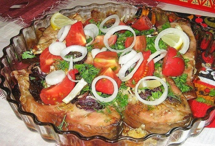 Рецепт запеченного толстолобика с овощами