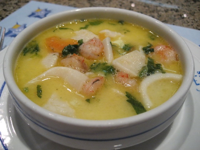 Оригинальный суп из морепродуктов: рецепт