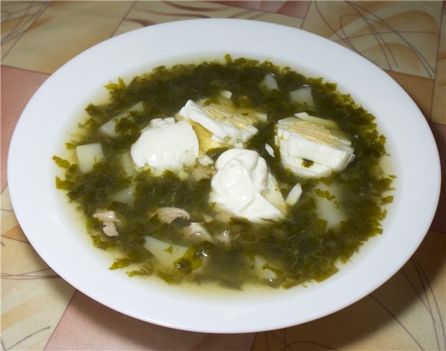 Рецепт щавелевого супа на крепком бульоне