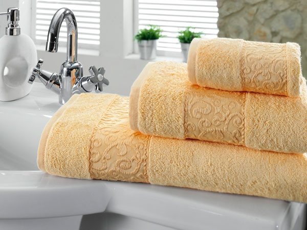 Как отстирать кухонные полотенца?