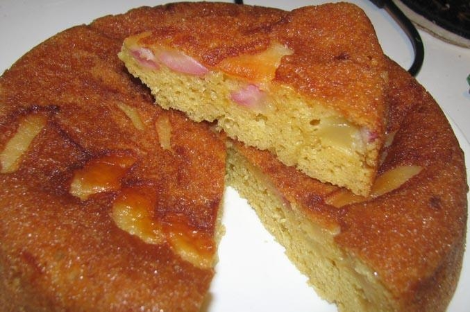 Яблочный пирог на кефире в мультиварке: рецепт
