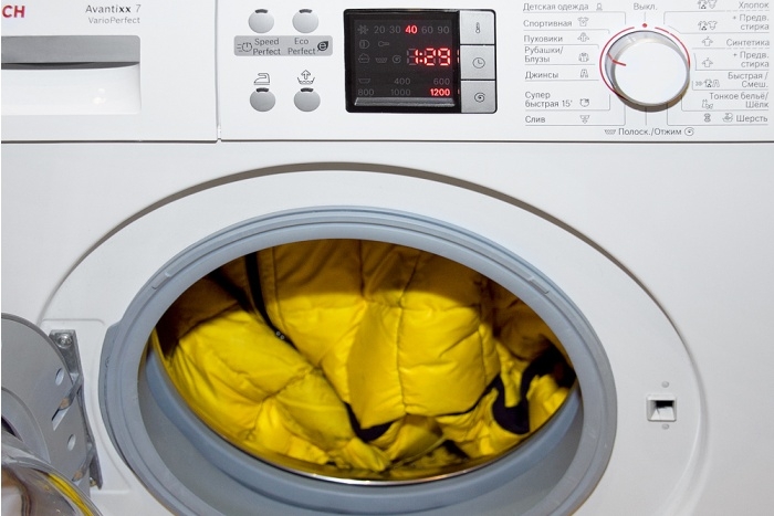 Как стирать пуховик в стиральной машине