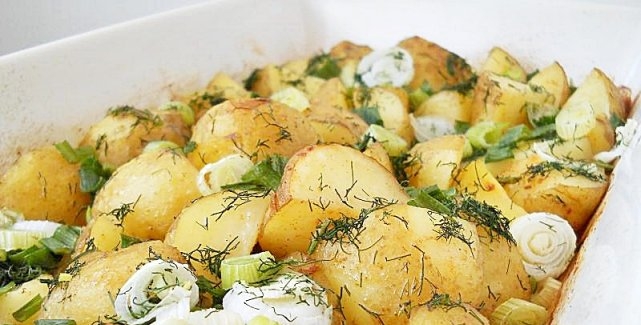 Запеченный картофель в мультиварке: рецепт