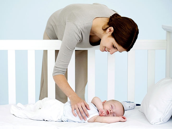 Как отучить ребенка от укачивания перед сном?