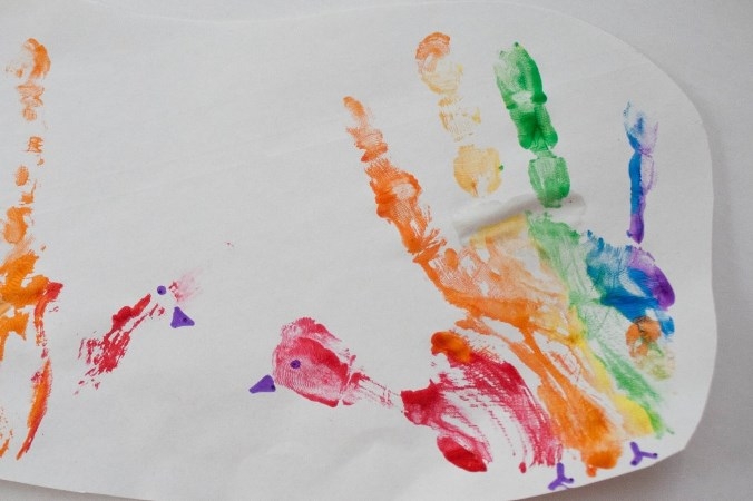 Как научить ребенка рисовать? 