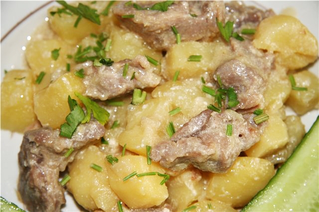 Говядина с картошкой в рукаве в духовке: рецепт