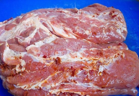 Рецепт приготовления свиной шеи целым куском