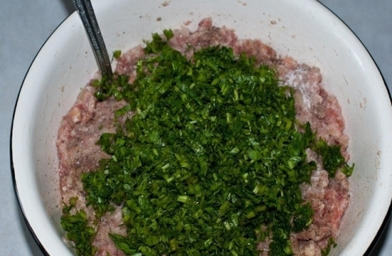 Люля-кебаб из говядины на сковороде