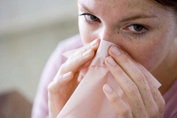 Возможные причины появления герпеса в носу и его последствия