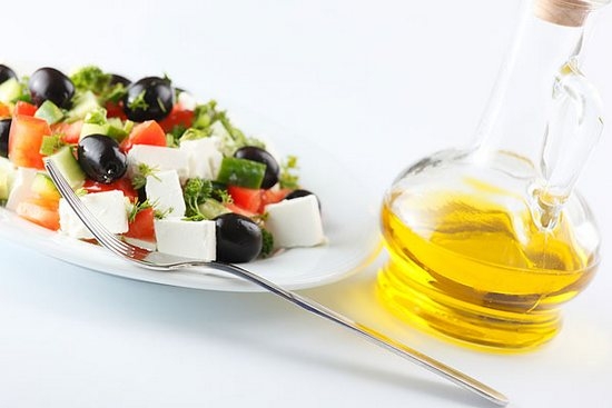 Нежная заправка для греческого салата на оливковом масле