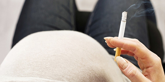 Конечно, мнение врачей относительно курения при беременности однозначно