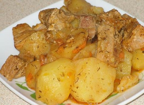 Вкусная курица с картошкой в мультиварке: приготовление